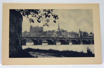 Foto 958- Ak Postcard Saumur Le Pont Et Le Chateau