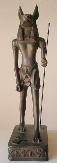 Foto Anubis, dios egipcio -chacal- grande n.2