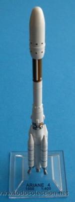 Foto Ariane 4 (1988). Escala 1:400
