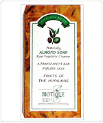 Foto Biotique Almond Oil Soap