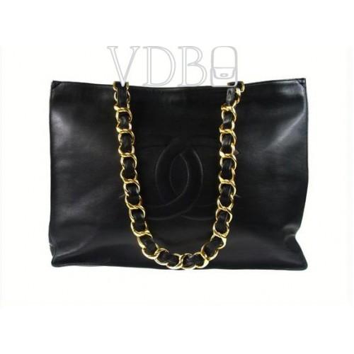 Foto Chanel Black Leather Chanel Gold Chain Shoulder Bag