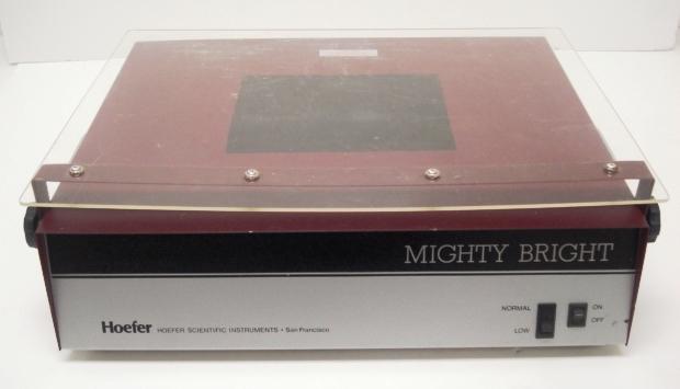 Foto Hoefer - mighty bright uvtm-1 - Features:, Power: 110 V, Weight: 22...