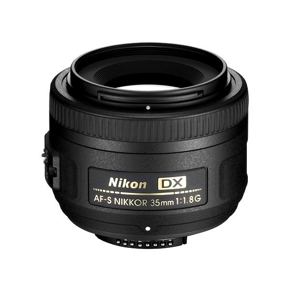 Foto Nikon AF-S DX Nikkor 35 mm f / 1.8G lente