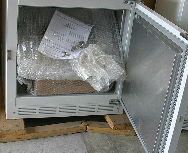 Foto Oem - scientific undercoun - A Undercounter Freezer For Storing Pla...
