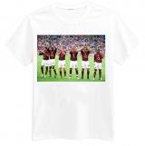 Foto Photo t-shirt of El equipo de Arsenal aplaudir los aficionados...