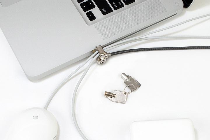 Foto Slim Steel Macbook Lock / Macbook Pro Lock With peripheral cable...