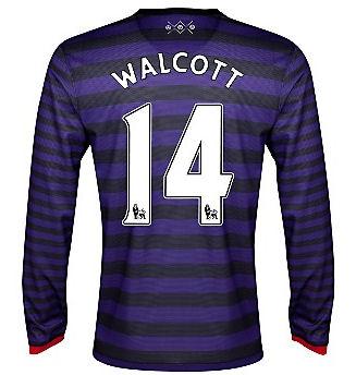Foto 2012-13 Arsenal Nike Long Sleeve Away Shirt (Walcott 14) - Kids foto 681903