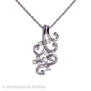 Foto Annaleece By DeVries Filigree 16 /18 Necklace With Crystallized Sw ... foto 744046
