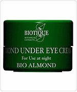 Foto Biotique Almond Under Eye Cream foto 608610