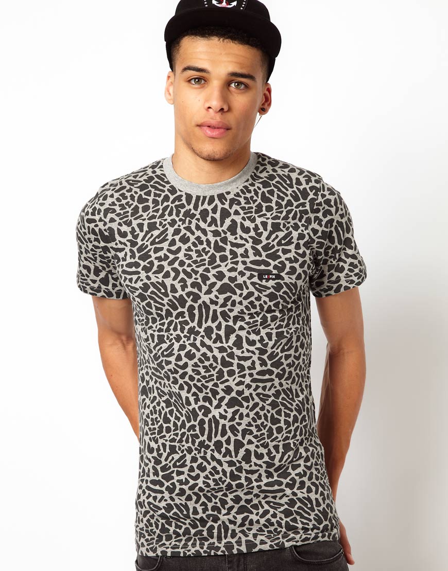 Foto Camiseta con estampado integral de leopardo de Le Fix White/ black ... foto 685698