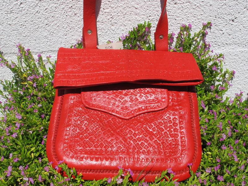 Foto Espectacular bolso de cuero rojo