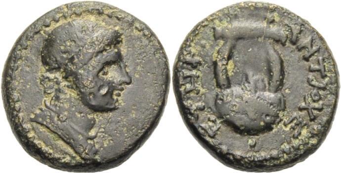 Foto Griechische Münzen Unter Rom Kleinbronze 59-60 n Chr foto 150120