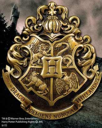 Foto Harry Potter Escudo Hogwarts School Crest 28 X 31 Cm foto 185210