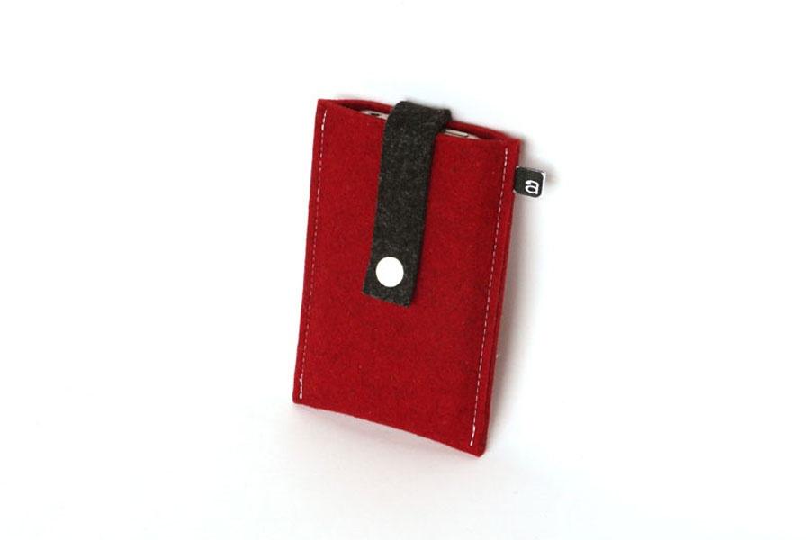 Foto iPhone case: Red and charcoal wool felt - 3 / 3G / 4 / 4S foto 82176