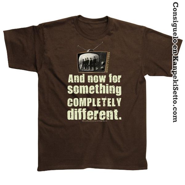 Foto Monty Python Camiseta Now For Something Completely Different Talla L foto 362713