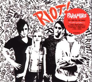 Foto Paramore: Riot! CD + DVD foto 254810