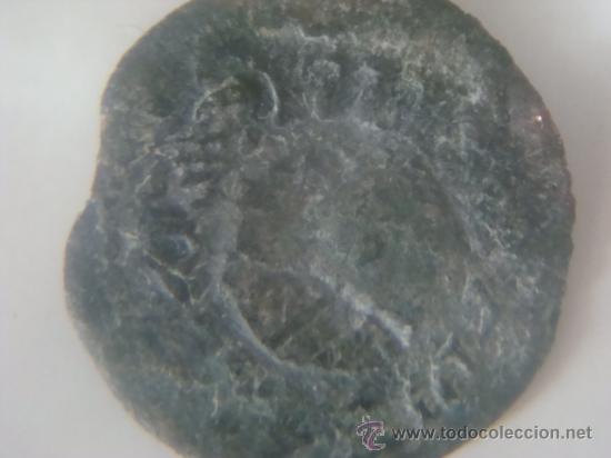 Foto pequeña moneda iberica ? sin determinar foto 18501