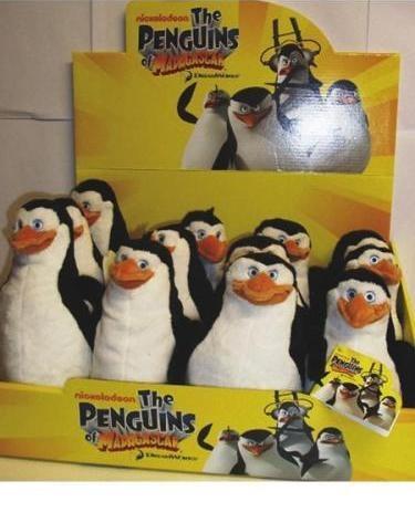 Foto Pinguinos de madagascar 22 cm en expositor foto 82448